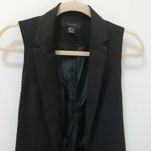 Sleeveless Blazer